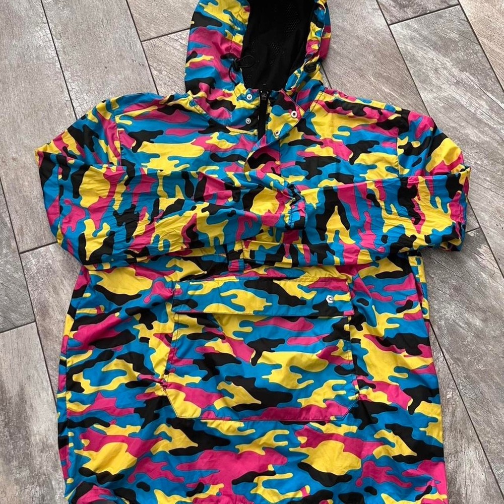 Neon Camo Windbreaker with Kangaroo Pocket Elbow Grease Men's Medium